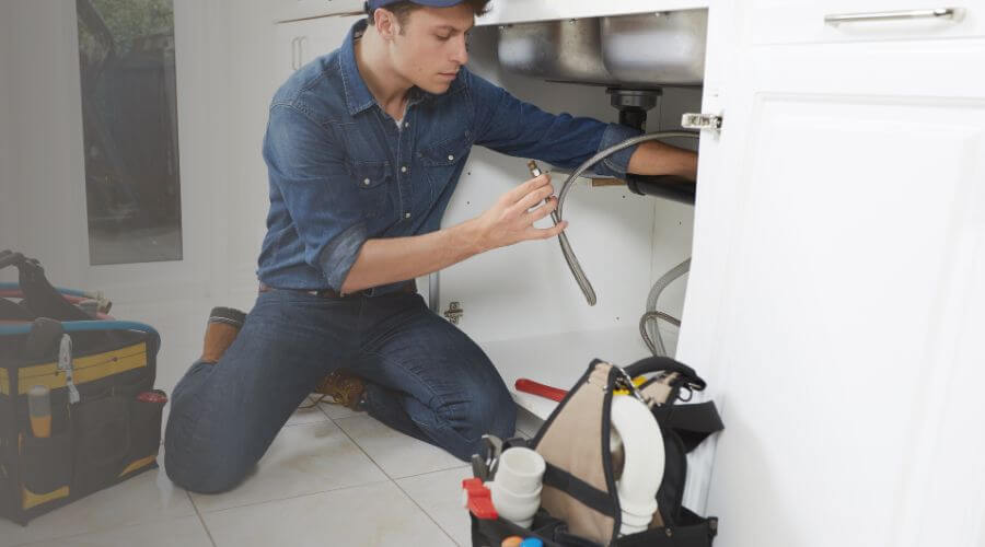 Expert burst pipe repair services in San Antonio, TX